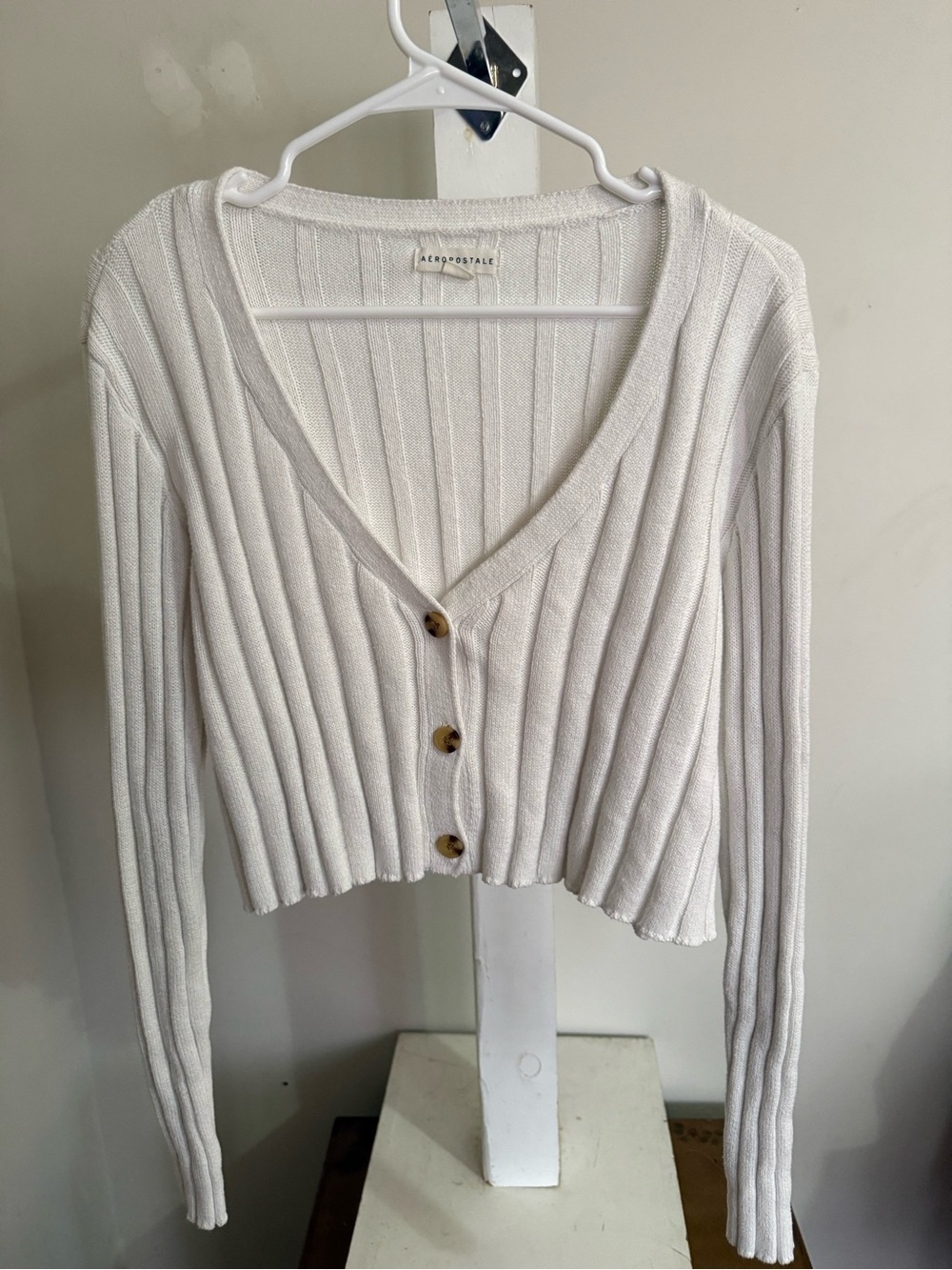 Aeropostale Cropped Ribbed Cardigan